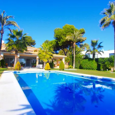 1072 Beachfront El Paraiso Retreat With Pool & Bbq *