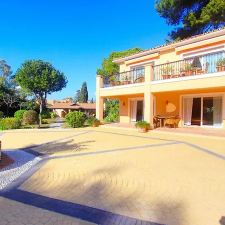 1072 Beachfront El Paraiso Retreat With Pool & Bbq * Estepona