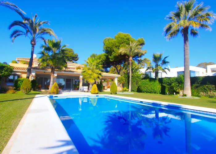 1072 Beachfront El Paraiso Retreat With Pool & Bbq *