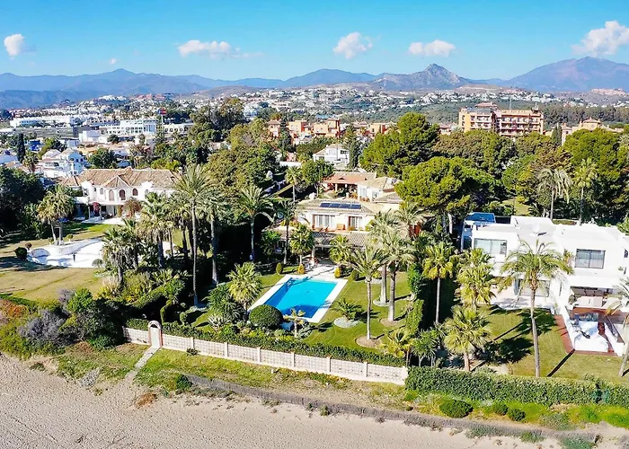 1072 Beachfront El Paraiso Retreat With Pool & Bbq *