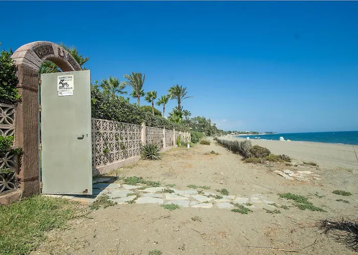 1072 Beachfront El Paraiso Retreat With Pool & Bbq *