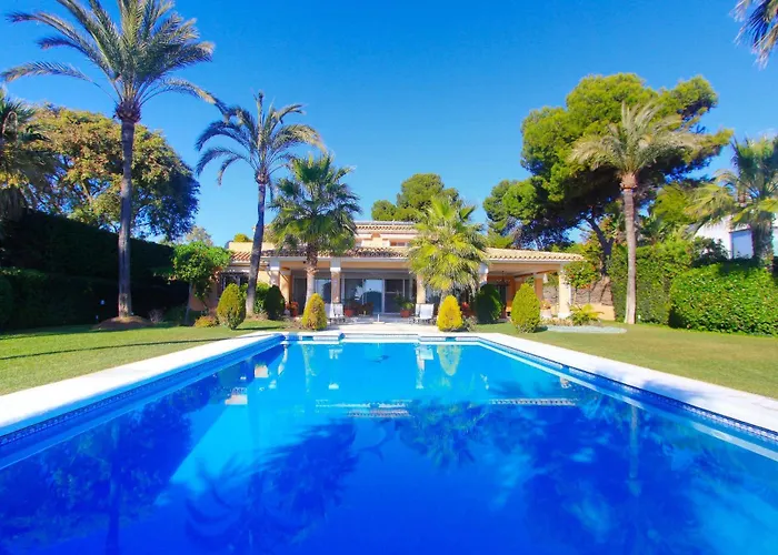 1072 Beachfront El Paraiso Retreat With Pool & Bbq * Estepona