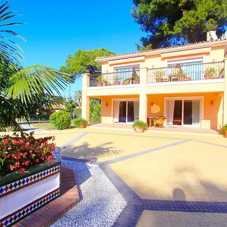 1072 Beachfront El Paraiso Retreat With Pool & Bbq فيلة *