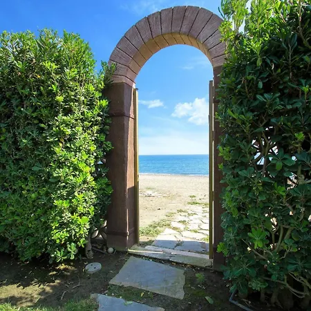 1072 Beachfront El Paraiso Retreat With Pool & Bbq *